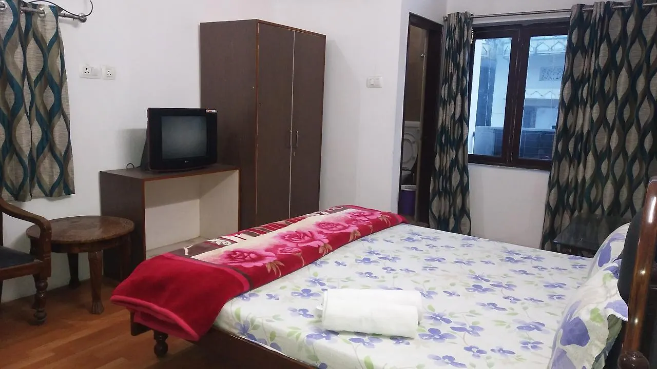 ורנאסי Ishan Paying Guest House הודו